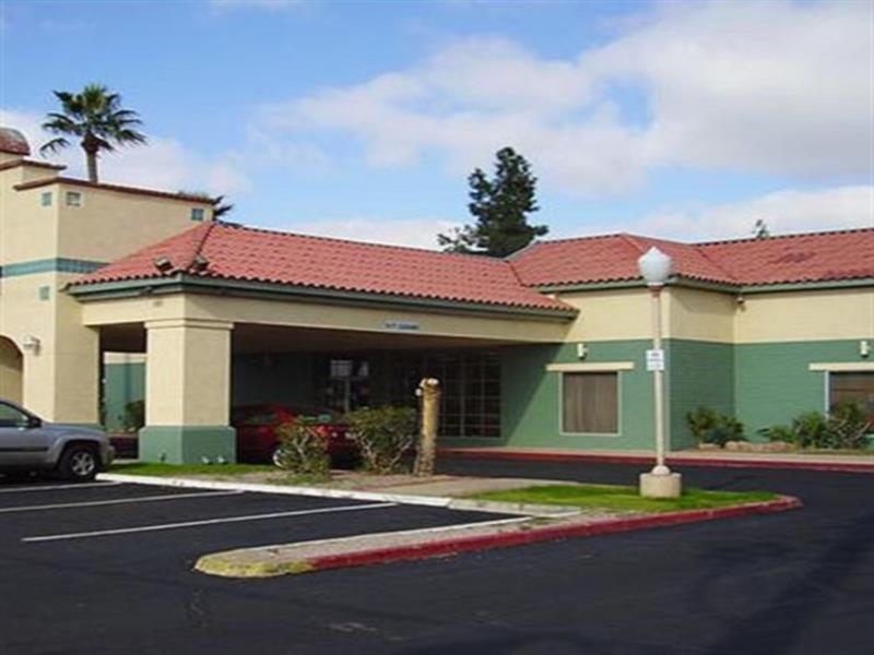 Vacation Inn Финикс Екстериор снимка