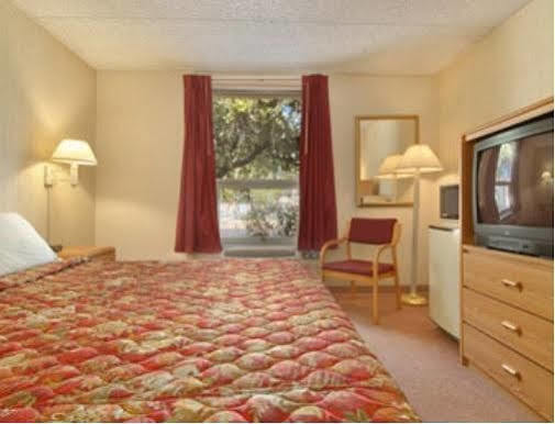 Vacation Inn Финикс Стая снимка